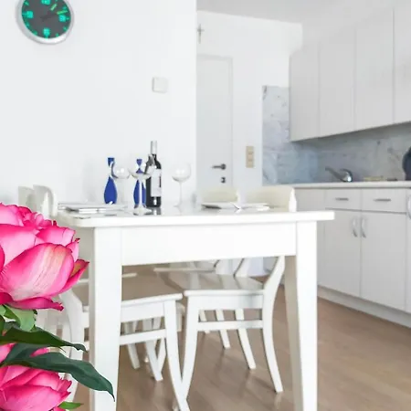1 Bedroom Amazing In 奥斯滕德